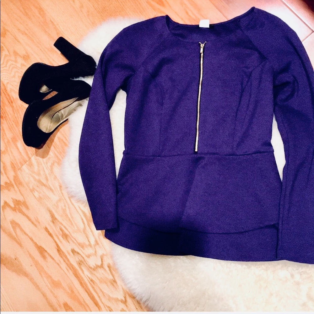 VENUS Peplum Top Worn Once, like new size M